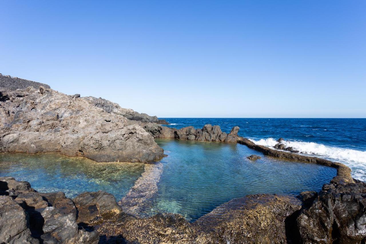 Home2Book Charming Sea Front House El Escobonal Buitenkant foto